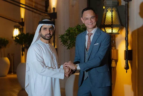 Alpha MBM 인베스트먼트 회장 Sheikh Mohammed Bin Maktoum Bin Juma Al Maktoum과 Venom Foundation CEO Christopher Louis Tsu