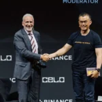 경제학자 피터 시피, 바이낸스 창립자 자오 창펑(우) - BBW 2025